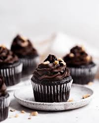 Nutella-Filled Cupcake